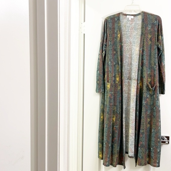 LuLaRoe Sweaters - LuLaRoe geometric print cardigan